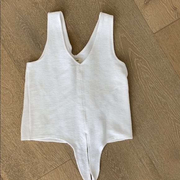 Texture and Thread Tie Front Tank Top - Picture 5 of 8